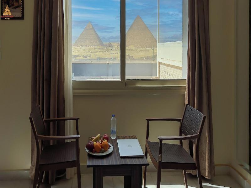 Point Pyramids View Inn - Genel