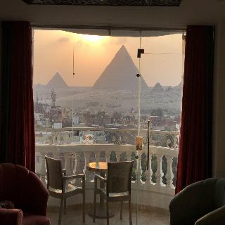 Point Pyramids View Inn fotoÄŸrafÄ±