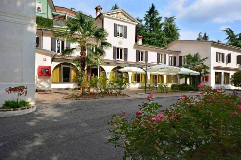 Hotel la Grotta - Genel