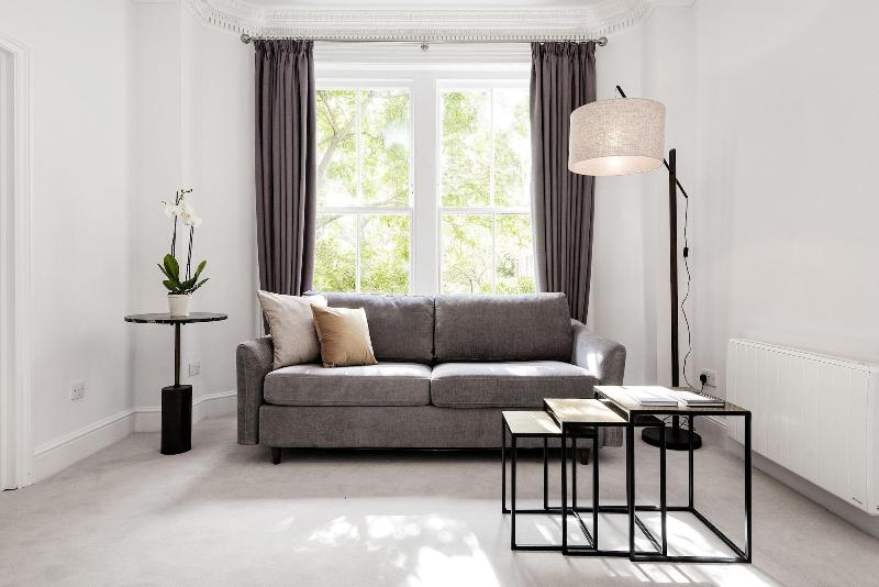 3 Sloane Gardens by UnderTheDoormat - Oda