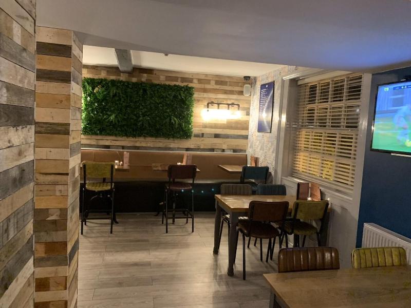 The Strawberry Bank - Bar