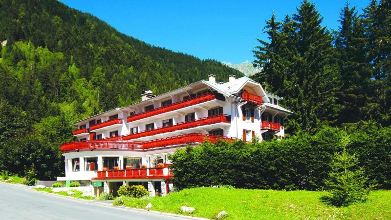 Chalet Hôtel La Sapinière - Genel