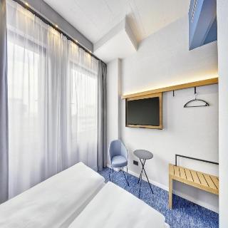 Sunday Hotel Düsseldorf Seestern fotoÄŸrafÄ±