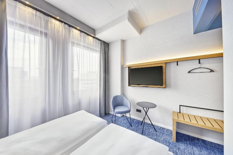 Sunday Hotel Düsseldorf Seestern - Oda