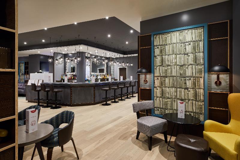 Premier Inn Hamburg City Centre - Bar