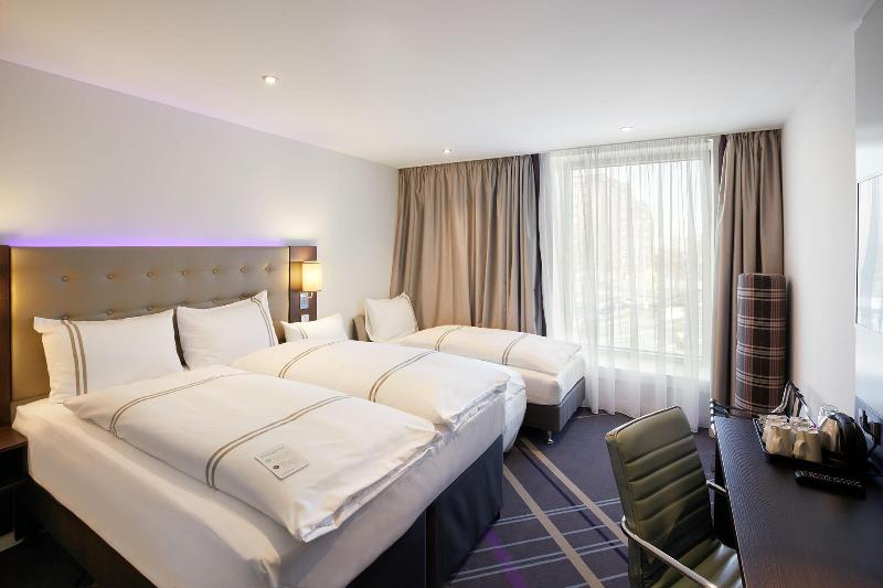 Premier Inn Hamburg City Centre - Oda