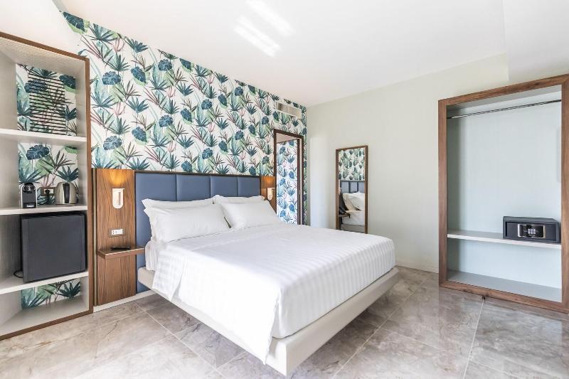 Solmaris Tropea Rooms & Suites - Oda