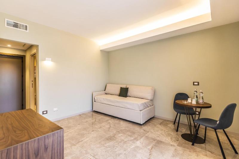Solmaris Tropea Rooms & Suites - Oda