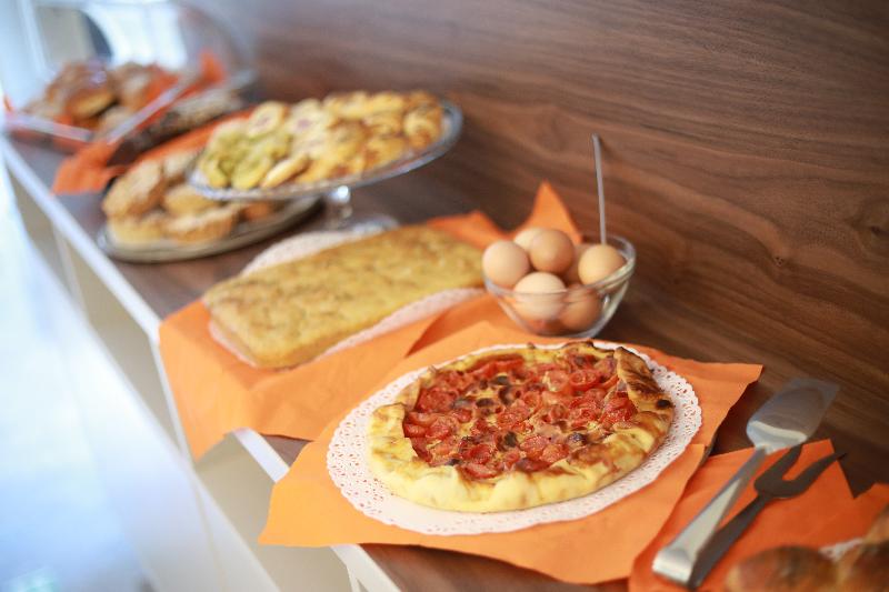 Solmaris Tropea Rooms & Suites - Restoran