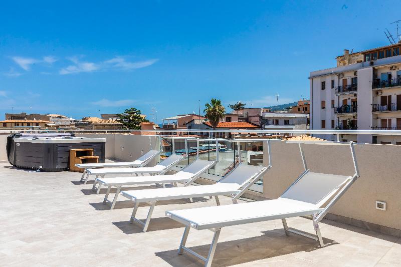 Solmaris Tropea Rooms & Suites - Teras