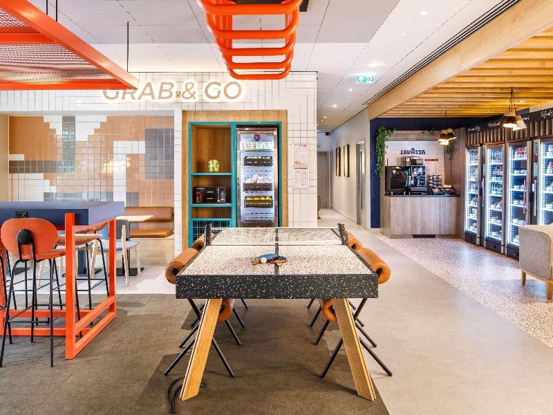 ibis budget Manchester Airport - Bar