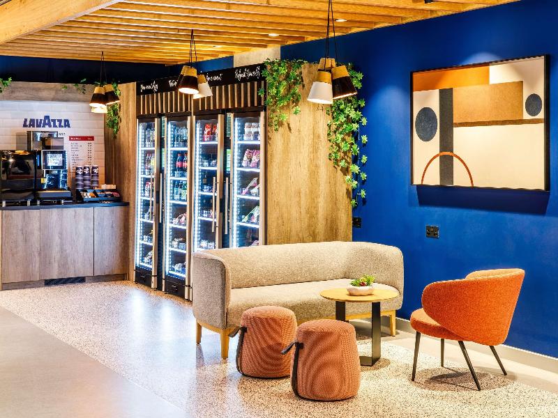 ibis budget Manchester Airport - Bar