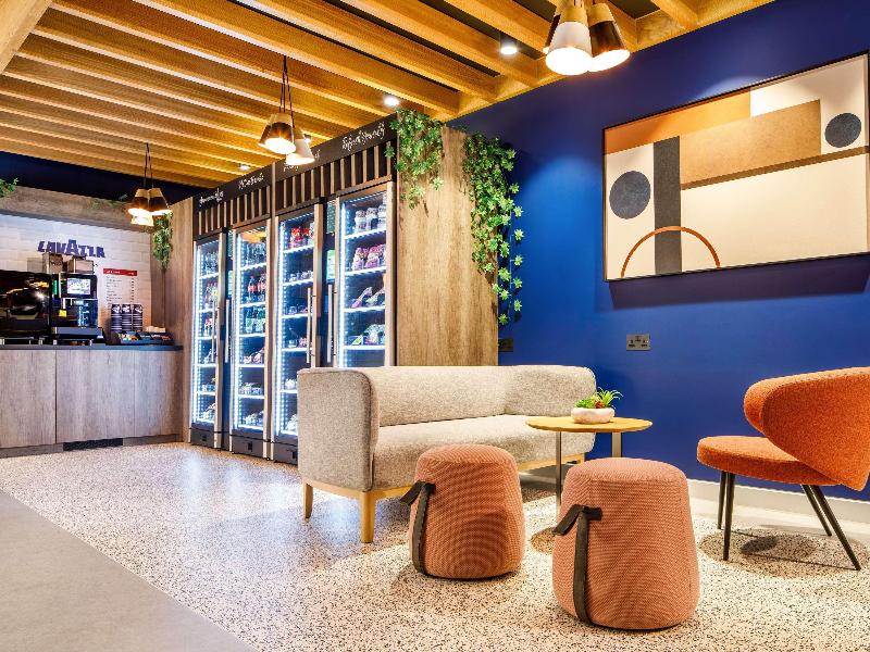 ibis budget Manchester Airport - Bar