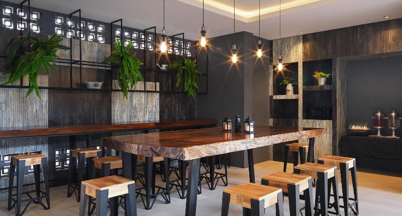 PRIME TOWN - Posh & Port Hotel PHUKET (SHA Plus+) - Restoran