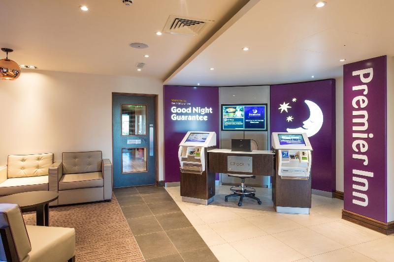 Premier Inn Winchester - Lobi