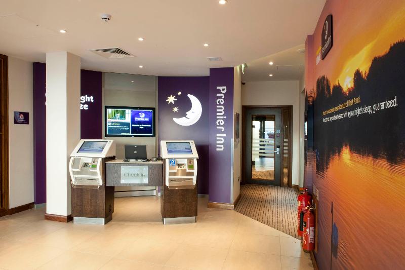 Premier Inn Fleet - Lobi
