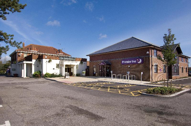 Premier Inn Littlehampton - Genel