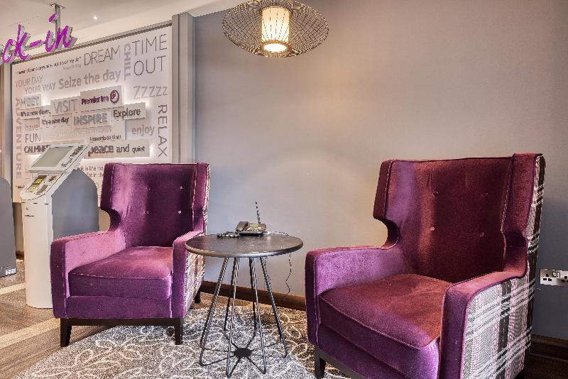 Premier Inn Plymouth City Centre - Derry's Cross - Bar