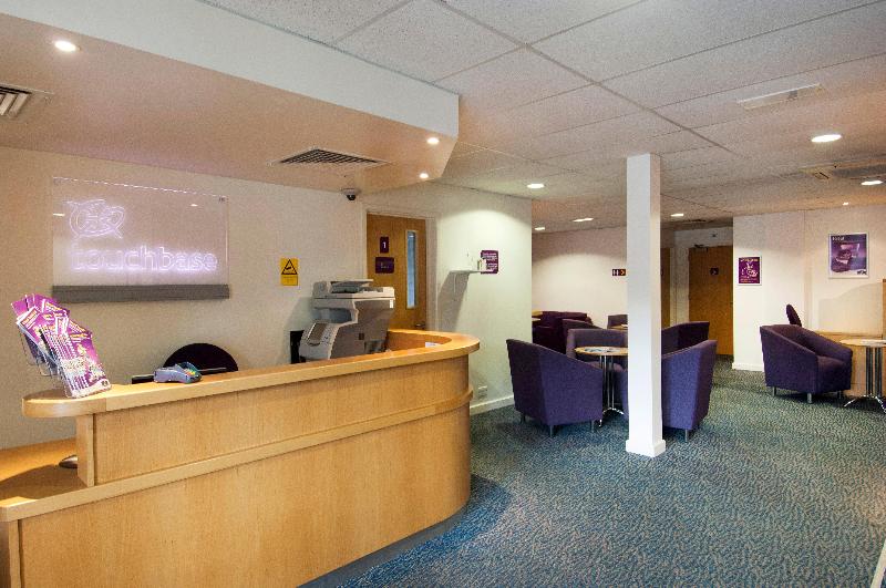 Premier Inn Bradford South - Lobi