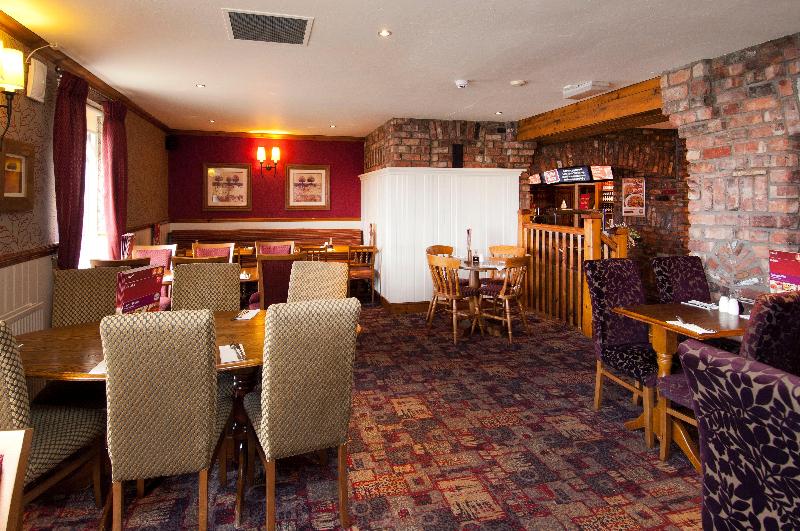 Premier Inn Llanelli Central West - Restoran
