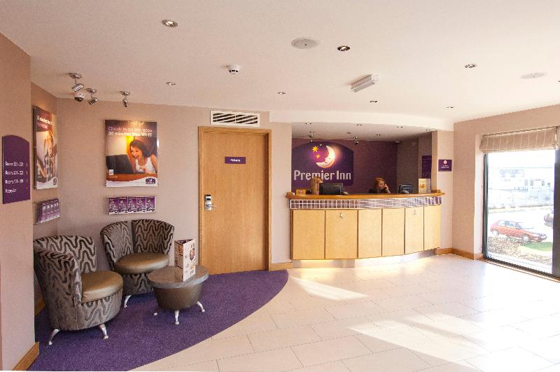 Premier Inn Newton Abbot - Lobi