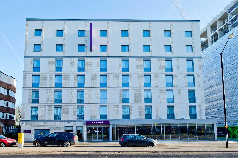 Premier Inn Slough Central South - Genel