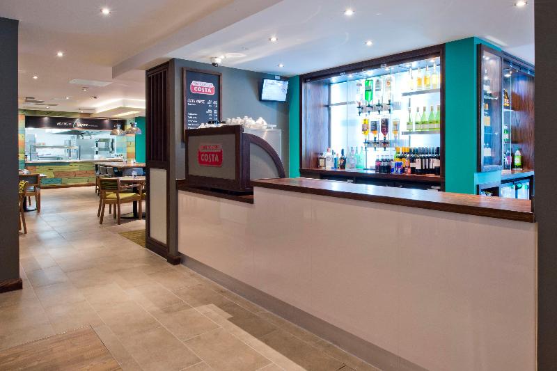 Premier Inn Slough Central South - Restoran