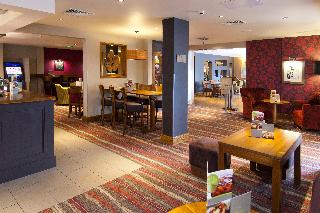 Premier Inn Bristol Cribbs Causeway - M5 J17 fotoÄŸrafÄ±