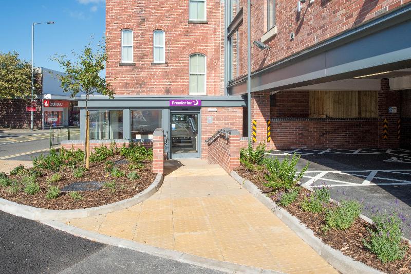 Premier Inn Leek Town Centre - Genel