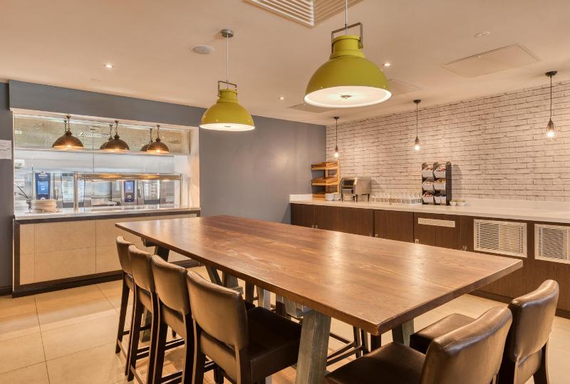 Premier Inn Bournemouth West Cliff - Restoran