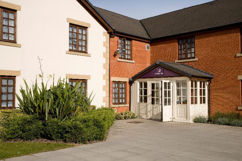 Premier Inn Waltham Abbey - Genel