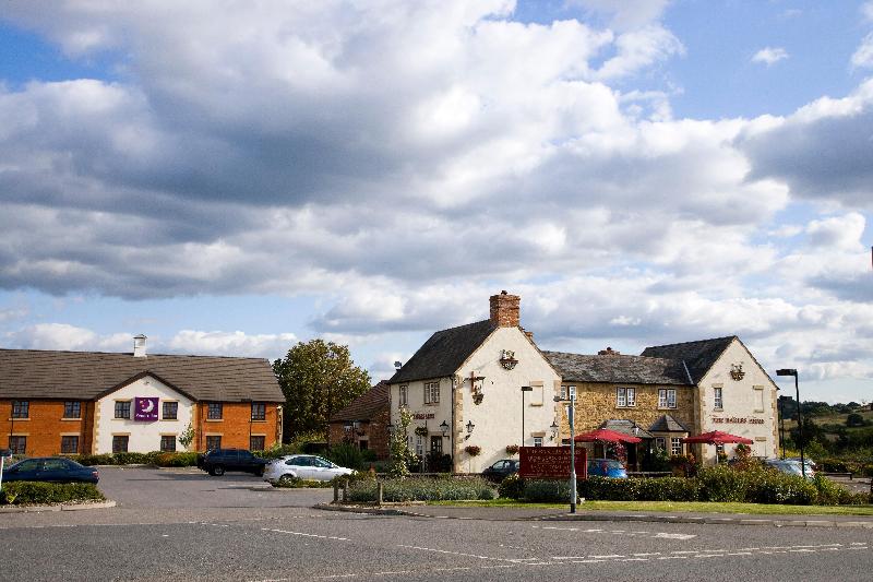 Premier Inn Waltham Abbey - Genel