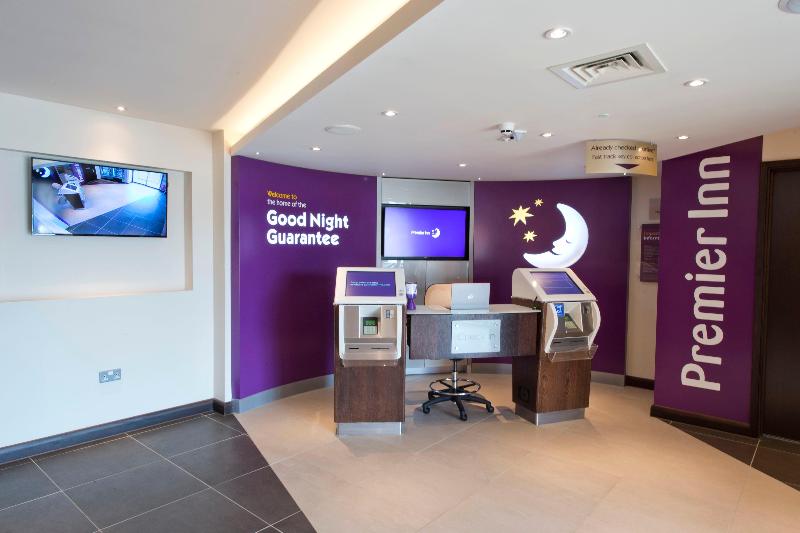 Premier Inn Portsmouth Havant South - Lobi
