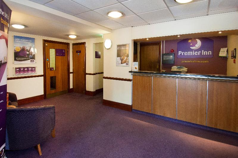 Premier Inn Milton Keynes South - Lobi