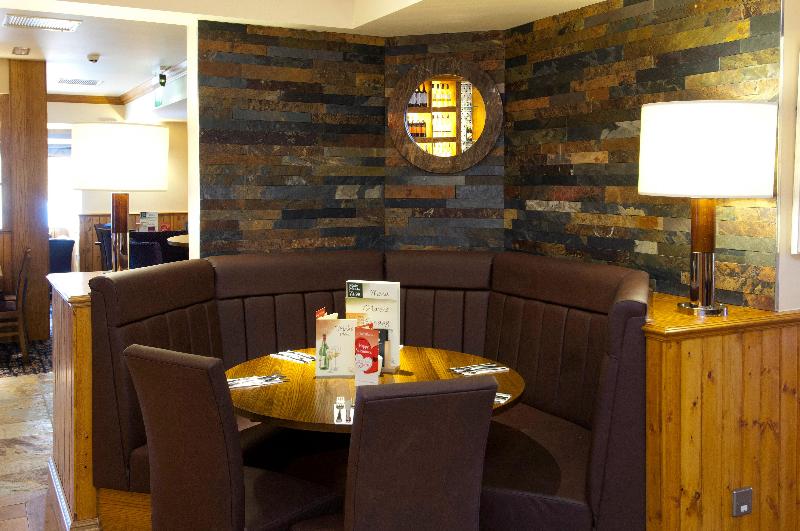 Premier Inn Camborne - Restoran