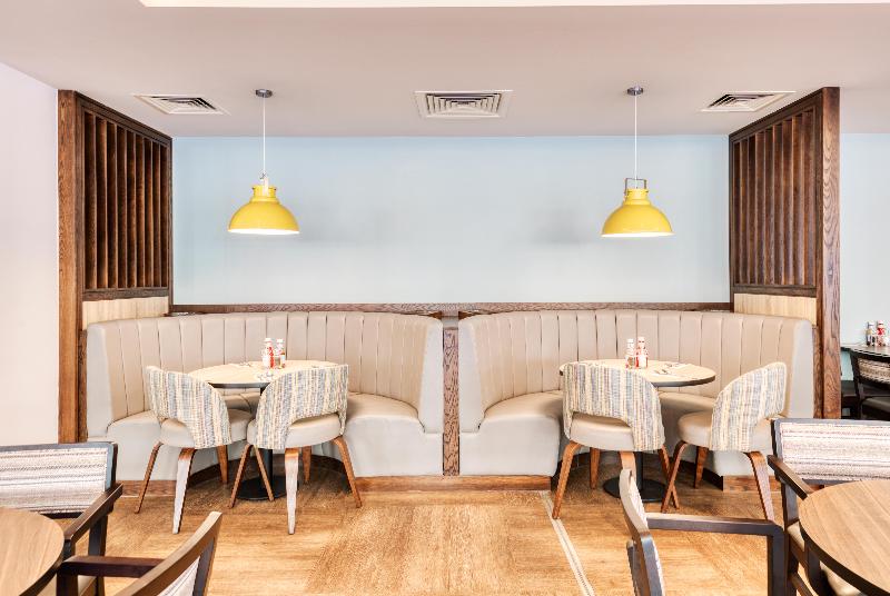 Premier Inn Banbury Town Centre - Castle Quay - Restoran