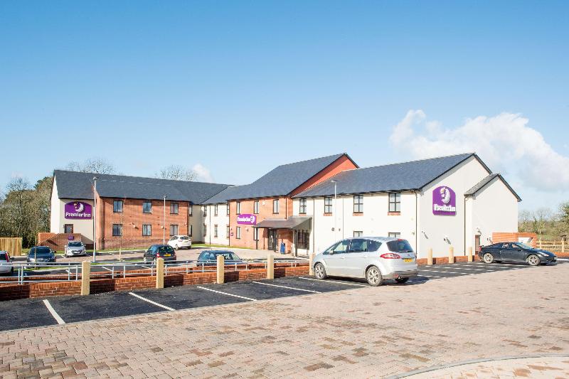 Premier Inn Haverfordwest - North/A40 - Genel