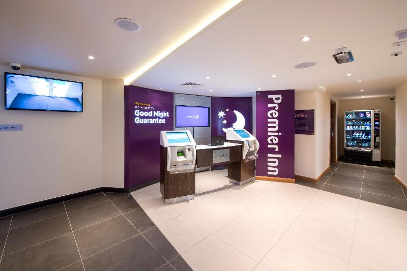 Premier Inn Bury St Edmunds Town Centre - Lobi