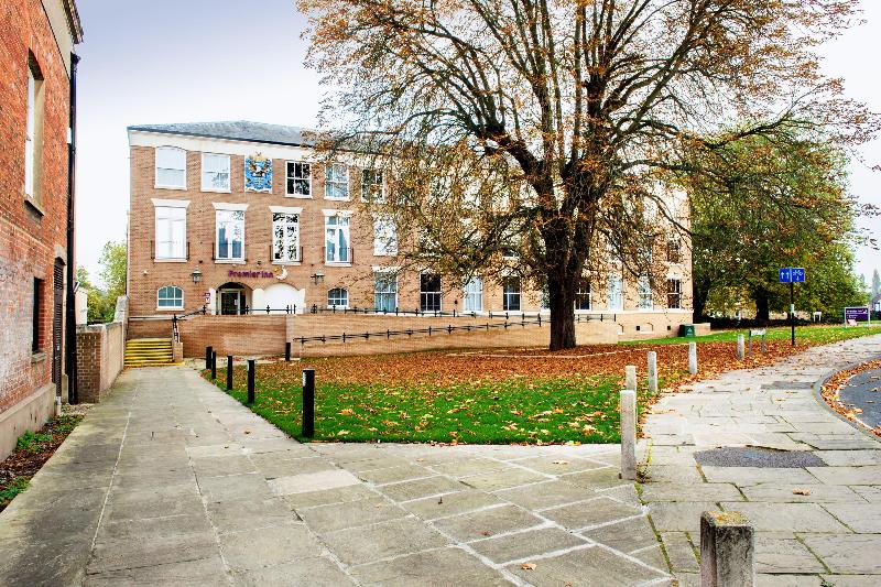 Premier Inn Bury St Edmunds Town Centre - Genel