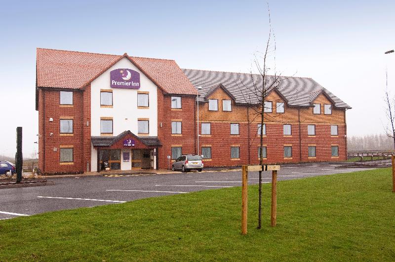 Premier Inn Rugeley - Genel