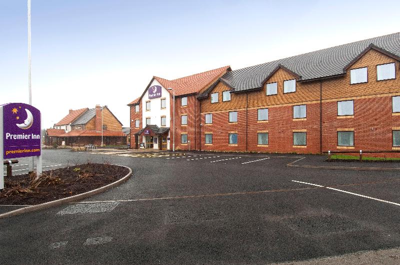 Premier Inn Rugeley - Genel