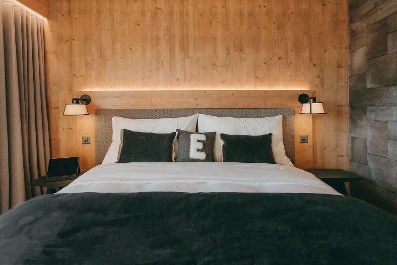 Eringer Hotel - Oda