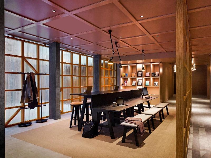 Hyatt Place Zurich Airport The Circle - Lobi