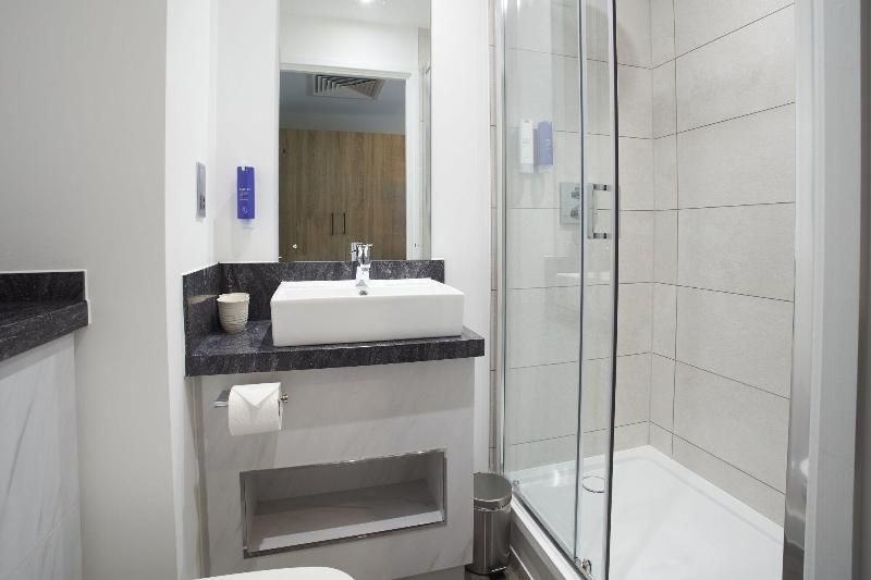 Ty Hotel Milford Waterfront - Oda