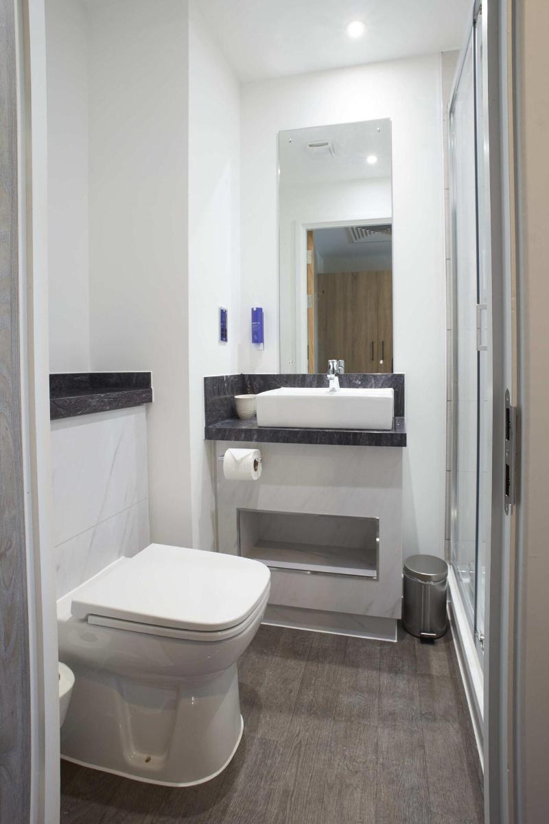 Ty Hotel Milford Waterfront - Oda