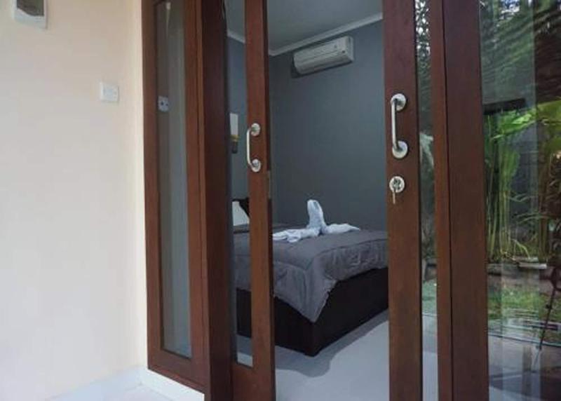 Mai Guest House Sanur by ZUZU - Oda