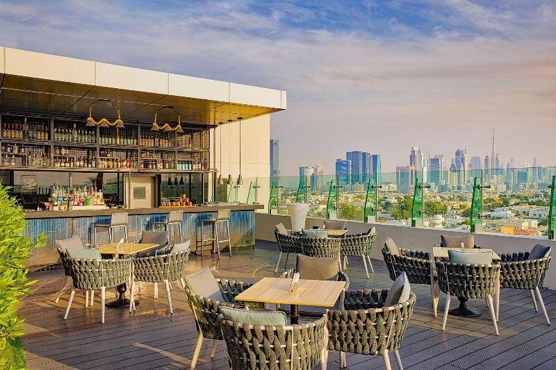 Element Al Mina, Dubai - Restoran