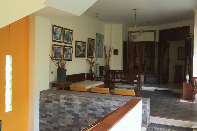 GK Gallery Rumah Sewa by ZUZU - Oda
