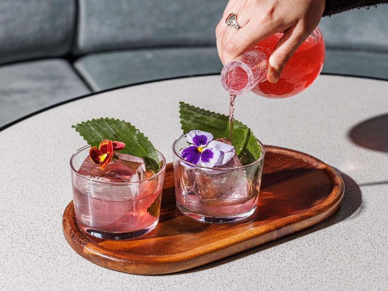 Tribe London Canary Wharf - Bar