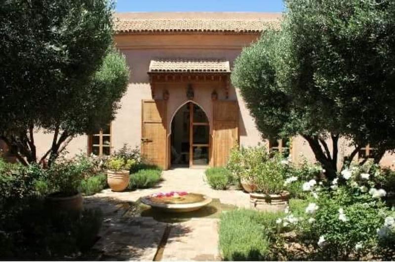 Palais Musee Claudio Bravo - Genel